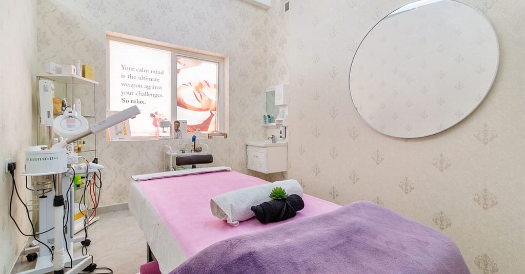 Waxing Session And Optional Face Threading At Bella Vie Beauty Centre Dubai other Shop Online at Dubai Trades 11
