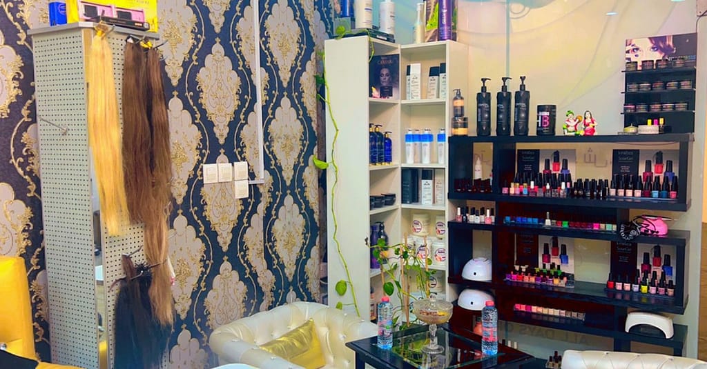 Hair Wash And Blow Dry Services At Vinis Beauty Art Ladies Centre Dubai other Shop Online at Dubai Trades 8