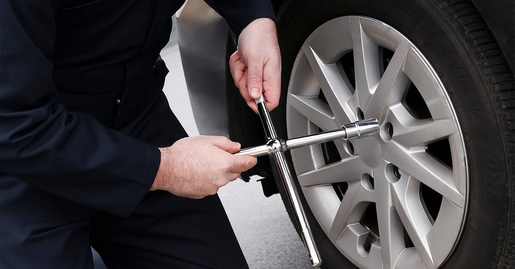 Wheel Alignment Or Balancing Dubai car Shop Online at Dubai Trades 2
