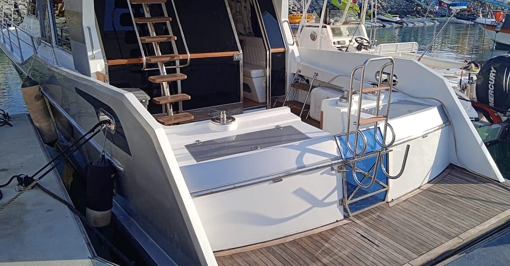 Yacht Cruise With Bbq And Soft Beverages At Captain Adventure Dubai activities Shop Online at Dubai Trades 5