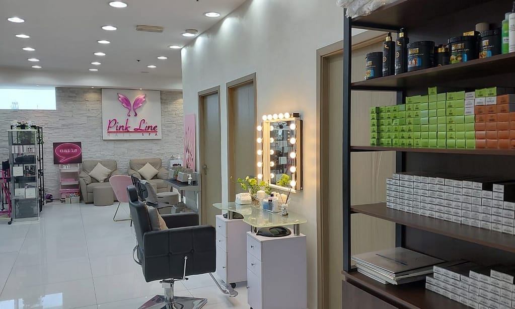 A Hair Wash, Blowdry, Haircuts, Hot Oil Treatment, Hairmask & More Dubai other Shop Online at Dubai Trades 7