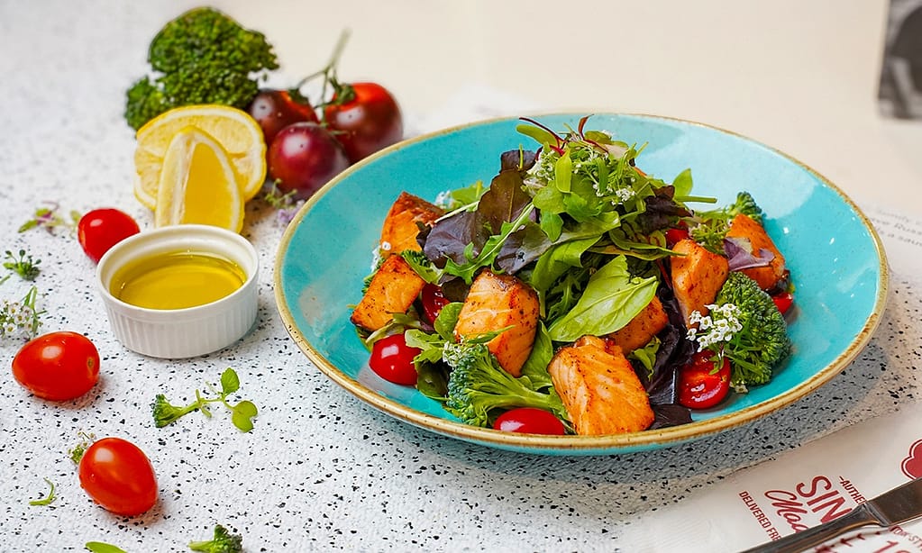 Aed 50, Aed100, Or Aed 200 Spend Toward Food And Soft Drinks & Water Abu Dhabi restaurants Shop Online at Dubai Trades 12