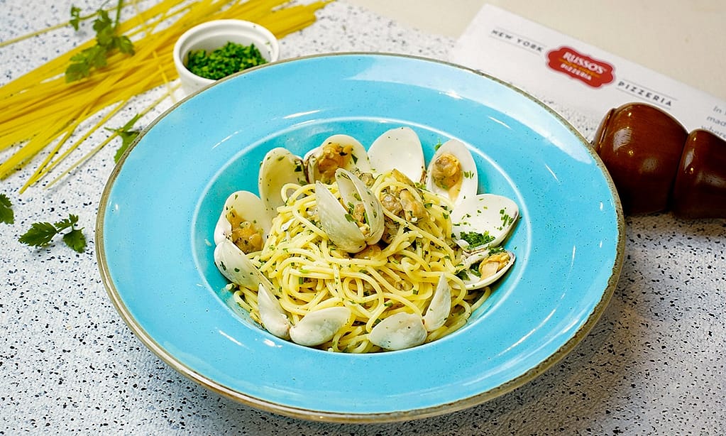 Aed 50, Aed100, Or Aed 200 Spend Toward Food And Soft Drinks & Water Abu Dhabi restaurants Shop Online at Dubai Trades 13
