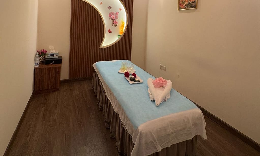 Choice Of 45, 60, Or 75-Minute Personalized Spa Treatment Abu Dhabi other Shop Online at Dubai Trades 4