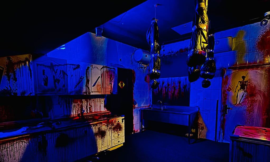 Heart-Racing Thrills With 60-Minute Escape Rooms For Up To Six People Dubai activities Shop Online at Dubai Trades 5
