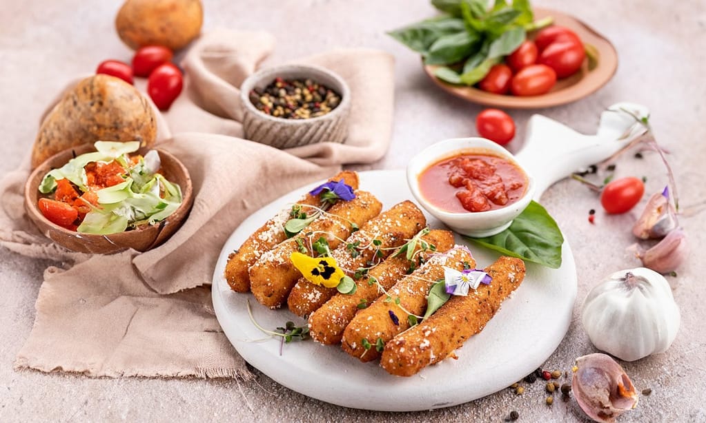 Relish With Classic Or Premium Pizza! Abu Dhabi restaurants Shop Online at Dubai Trades 3