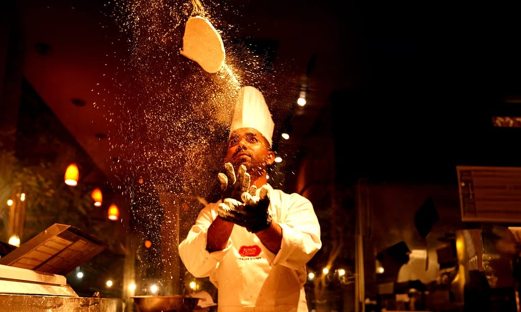 Relish With Classic Or Premium Pizza! Abu Dhabi restaurants Shop Online at Dubai Trades 4