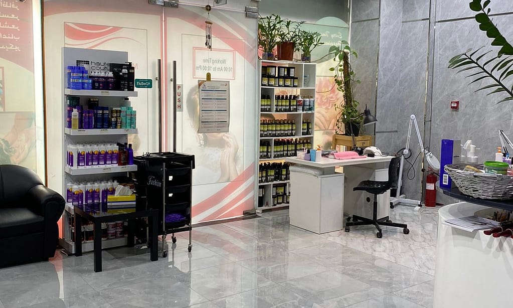 Haircut – Women At Posh Beauty Center Dubai other Shop Online at Dubai Trades 8