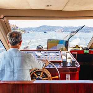 Bosphorus Yacht Cruise with Stopover on Asian Side – Top-Rated Attractions Top-Rated Attractions Shop Online at Dubai Trades