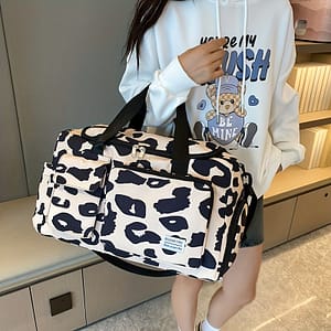 1pc Travel Bag, Fitness Bag, Crossbody Yoga Bag, Versatile Shoulder Going Out Travel Bag Gym Bags Shop Online at Dubai Trades
