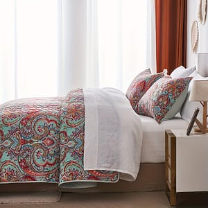 Bohemian Floral Print 3-piece Bedspread & Coverlet Set – Lightweight, Soft Polyester Woven Bedding Set, Machine Washable, Includes 1 Quilt & 2 Pillowcases, All Season Bedding Shop Online at Dubai Trades