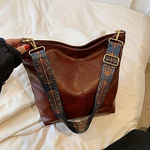 Simple Zipper Women’s Bag With Wide Shoulder Strap Clothing, Shoes & Jewelry Shop Online at Dubai Trades