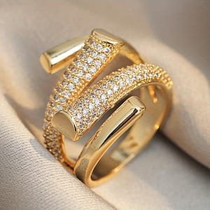 Trendy Women’ Ring Set Zirconia Small Video With Geometric Personalized Women’s Finger Ring Shining Jewelry Clothing, Shoes & Jewelry Shop Online at Dubai Trades