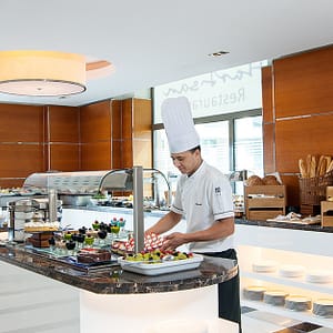 5* Theme Nights Dinner For One Child (Aed50), One, Two, Or Four Adults Dubai restaurants Shop Online at Dubai Trades