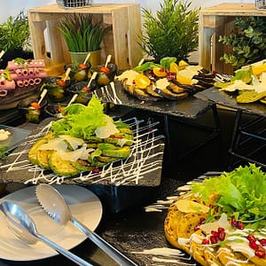 Buffet Breakfast & Juices For Child/Adult Or Lunch / Dinner For Adults Abu Dhabi restaurants Shop Online at Dubai Trades