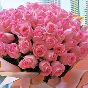 Handcrafted Bouquets Of Roses For Any Occasion In Dubai Dubai other Shop Online at Dubai Trades