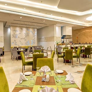 Lunch / Dinner Experience At Crystal Restaurant By Copthorne Hotel! Dubai restaurants Shop Online at Dubai Trades