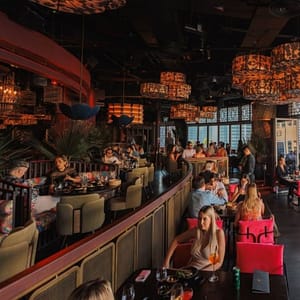 Asia Asia – Pier 7 Sunset Menu – Must-see attractions Must-see attractions Shop Online at Dubai Trades 2