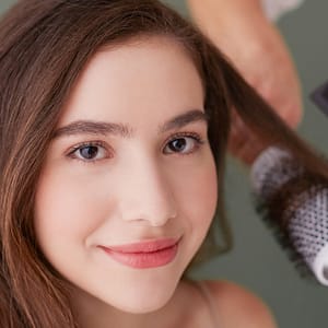 Haircut, Wash And Blow-Dry Shop Online at Special Price from Dubai Trades
