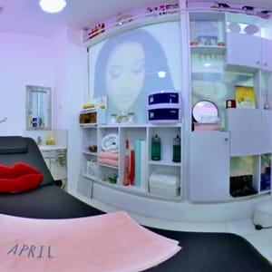 Wash, Cut And Blow-Dry HAIRDRESSER Shop Online at Special Price from Dubai Trades