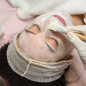 Dr Renaud Facial Or Choice Of Whitening/Diamond/Vitamin Facial Package FACIAL TREATMENTS Shop Online at Special Price from Dubai Trades