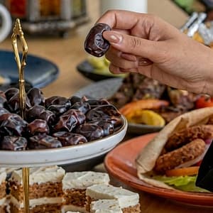 Breakfast Buffet + Free-flowing Juices For 1, 2 Or 4 Adults Or 1 Child Shop Online at Special Price from Dubai Trades
