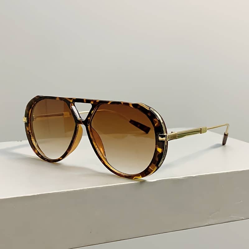 1pc Retro Oval Gradient Lens Glasses, Fashion Eyewear With Double Beam Design, Plastic Frame, Metal Temples Accessories Glasses Accessories Shop Online at Dubai Trades 2
