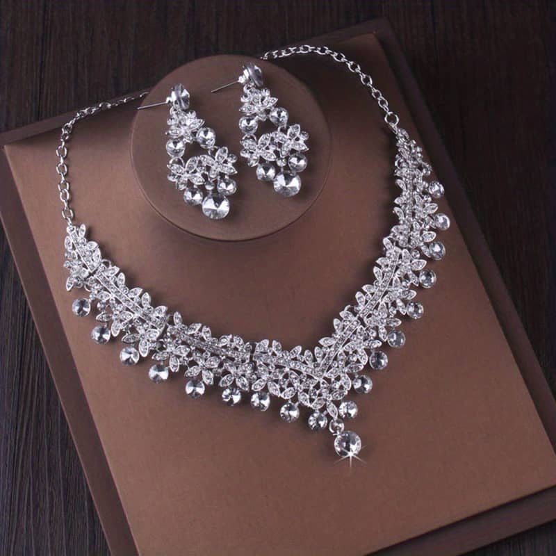 High-end Bridal Crown Headwear Set With Chain Baroque New Queen Large Crown Wedding Dress Necklace Earrings Accessories Three-piece Set Chains Shop Online at Dubai Trades 2