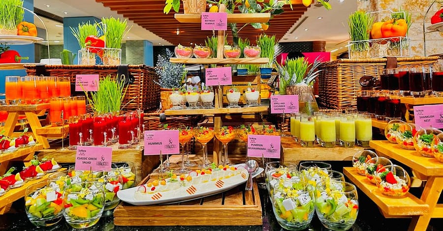 5* Dinner W/ Beverages For Child (Aed 59) Or Up To 4 Adults (Aed 139) Abu Dhabi restaurants Shop Online at Dubai Trades 2