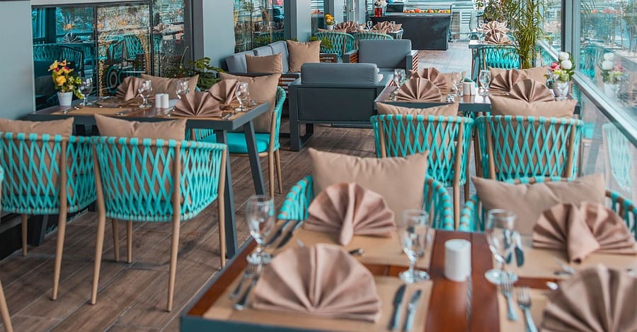5* Lunch Buffet + Free-Flowing Soft Drinks For 1 Kid, 1, 2 Or 4 Adults Abu Dhabi restaurants Shop Online at Dubai Trades 2