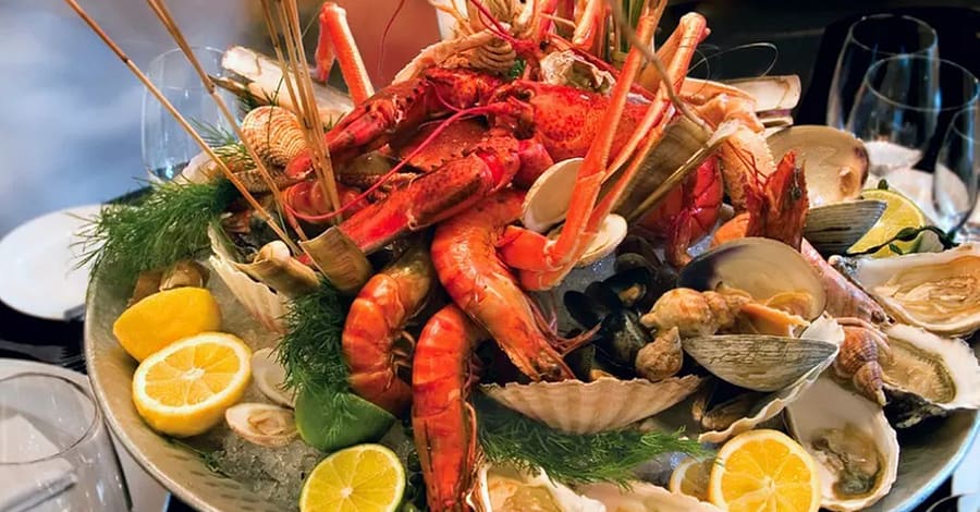 Enjoy 5* International, Italian, Mediterranean, Or Seafood Theme Night Dubai restaurants Shop Online at Dubai Trades 2