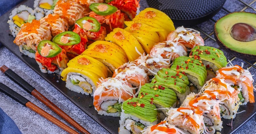 Satisfy Your Cravings With Unlimited Sushi For A Child Or 4 Adults Dubai restaurants Shop Online at Dubai Trades 2