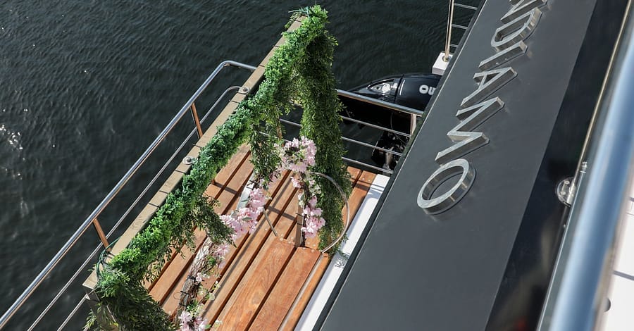 Tour – Boat Dubai package Shop Online at Dubai Trades 2