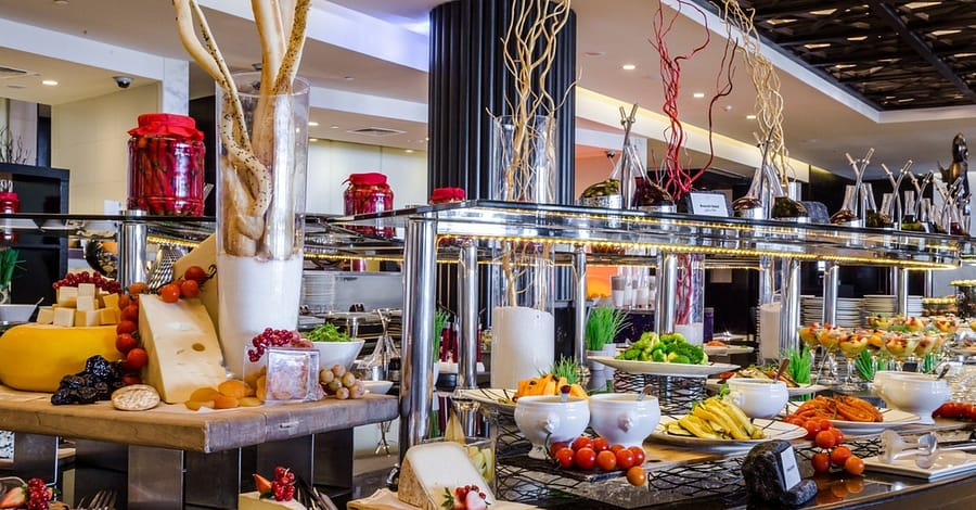 Up To 39% Off On At Corniche Abu Dhabi restaurants Shop Online at Dubai Trades 2