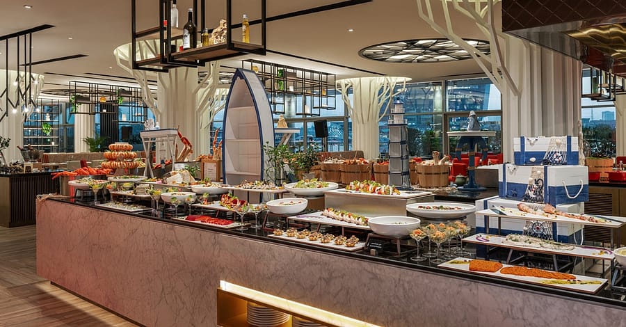 5* Street Food Or Seafood Theme Nights With Live Stations & Beverages Dubai restaurants Shop Online at Dubai Trades 2
