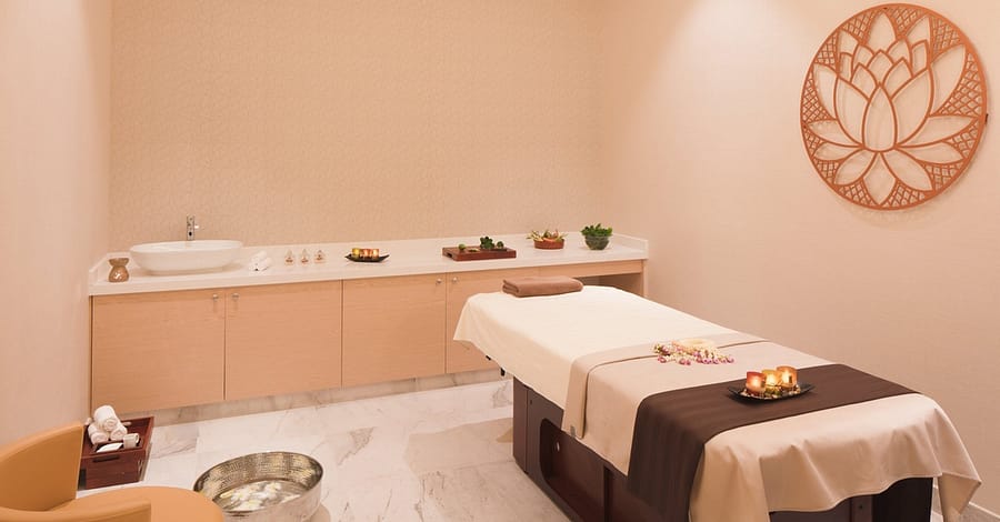 60-/90-Min Swedish/Aromatherapy/Deep Tissue Treatment & More Options Dubai other Shop Online at Dubai Trades 2