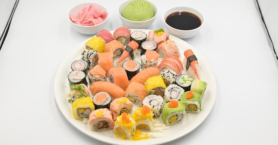 All You Can Eat Sushi Buffet For 1 Child (5-12 Yrs), 1 Or 4 Adults Dubai restaurants Shop Online at Dubai Trades 2