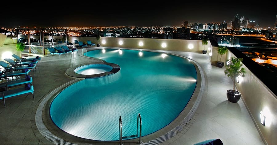Lunch/Dinner Buffet With Pool & Hot Tub For 1 Child, 1, 2 Or 4 Adults Dubai restaurants Shop Online at Dubai Trades 2