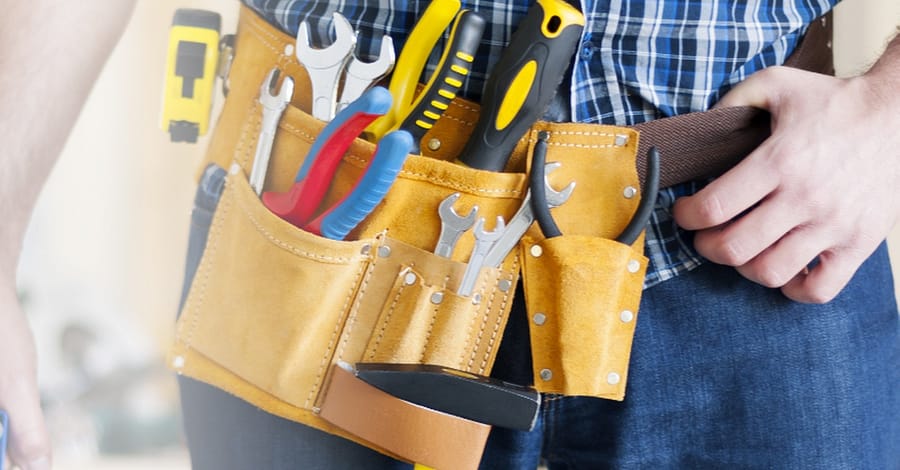 One To Four Hours Of Plumber/Handyman Or Electrician Services Dubai other Shop Online at Dubai Trades 2