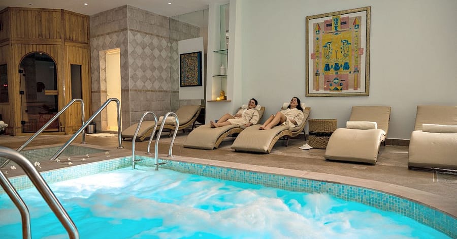 Weekday: 90-Minute Aromatherapy Spa W/ Full-Day Spa Access For 1 Or 2 Dubai other Shop Online at Dubai Trades 2