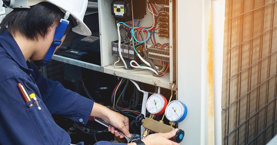 Complete Air Conditioning Service With Gas Top-Up And Refill Dubai car Shop Online at Dubai Trades 2