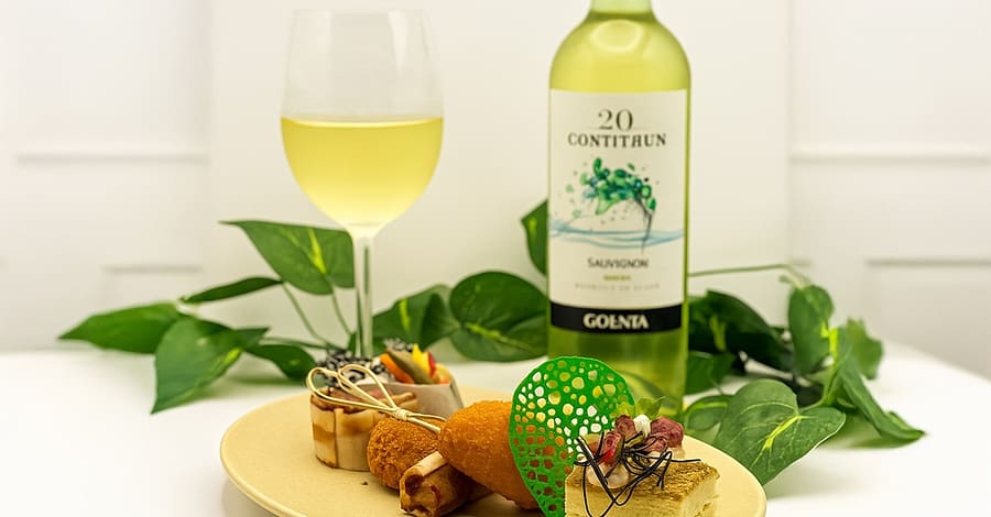 Italian CanapÃ©s With 2 Bottles Of Grape / Bubbly For Two, Four, Or Six Abu Dhabi restaurants Shop Online at Dubai Trades 2