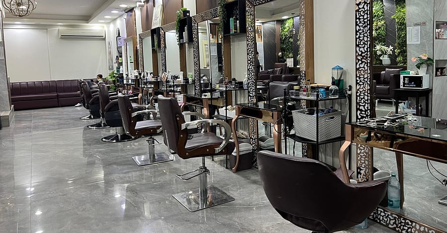 Wash, Cut, Root Colour, Full Head Highlights, Head Trim & Blowdry Sharjah & N. Emirates other Shop Online at Dubai Trades 2