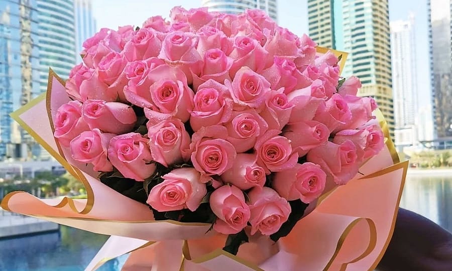 Handcrafted Bouquets Of Roses For Any Occasion In Dubai Dubai other Shop Online at Dubai Trades 2