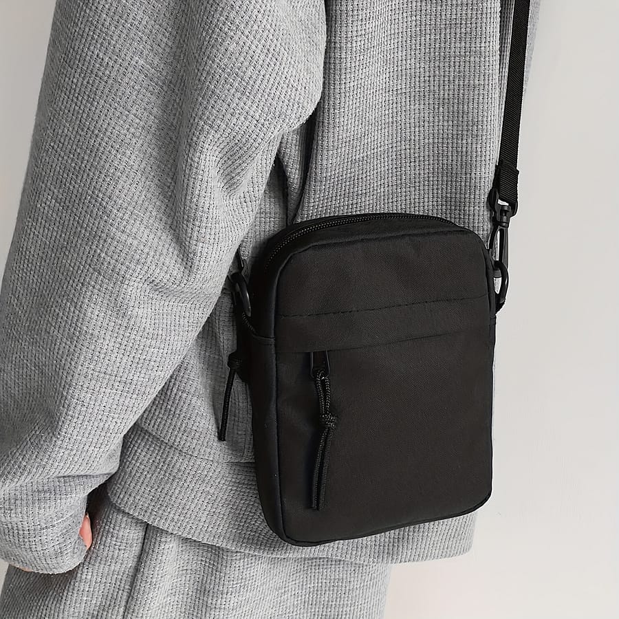 1pc Fashion Simple Nylon Men’s Shoulder Bag, Casual Sling Bag Clothing, Shoes & Jewelry Shop Online at Dubai Trades 2