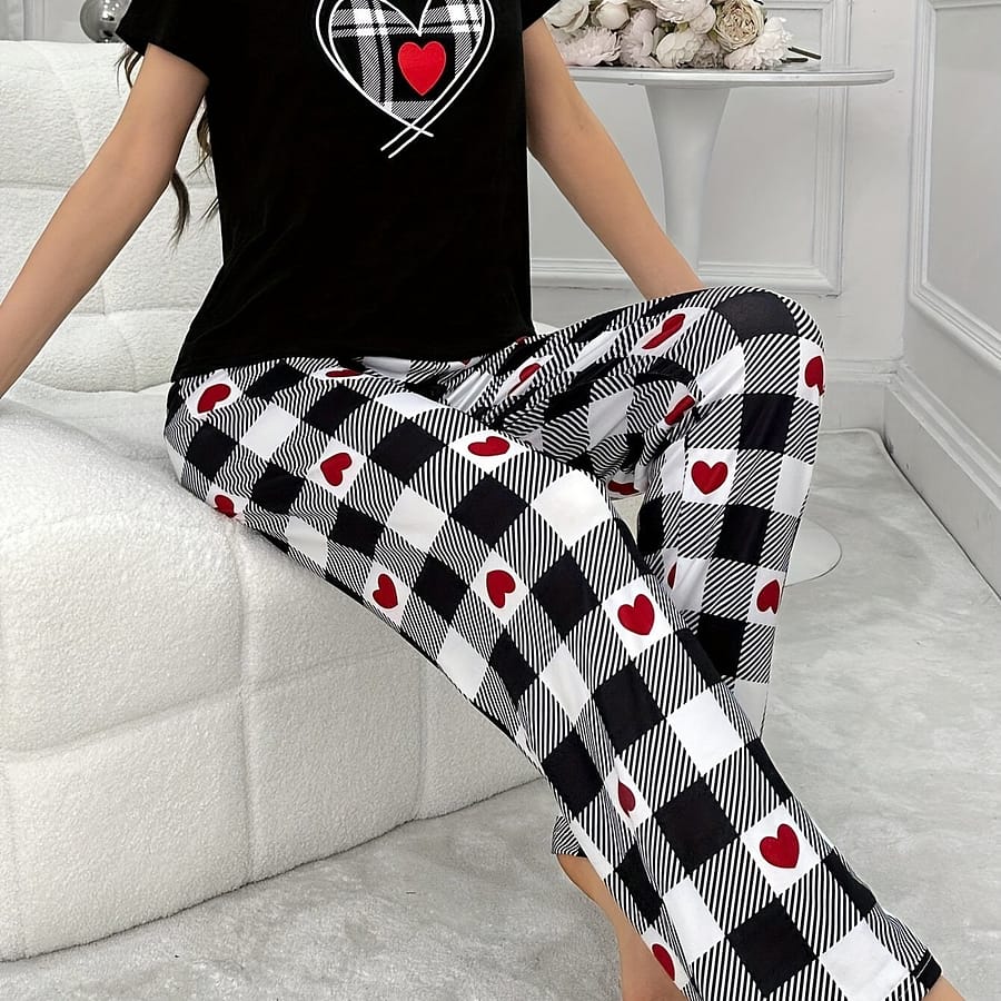 Plaid Pajama Set, Short Sleeve Round Neck Top & Pants, Comfortable Relaxed Fit Clothing Shop Online at Dubai Trades 2